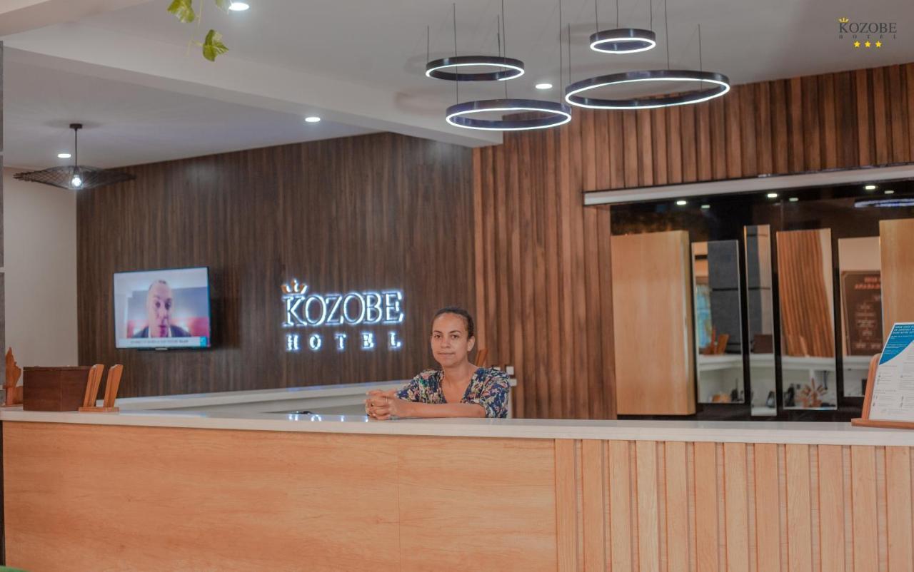 Kozobe Hotel Ambilobe Exterior photo
